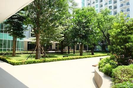Premium One Bedroom At Woodland Park Residence จาการ์ตา ภายนอก รูปภาพ
